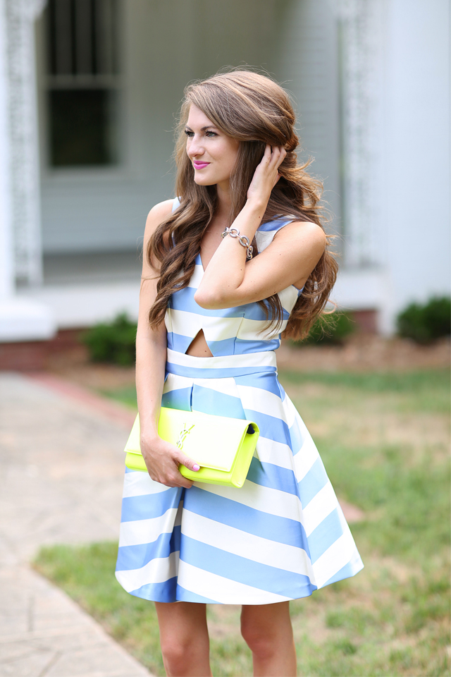 What to Wear to a Summer Wedding - Southern Curls & Pearls
