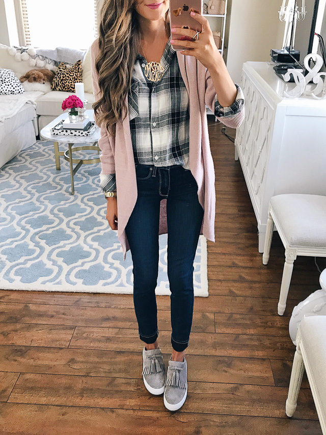 9 Ways to Style Straight-Leg Jeans – Natalie Borton Blog  Straight leg jeans  outfits, Classy casual outfits, Straight leg jeans