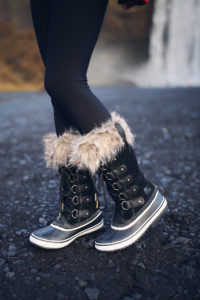 Winter Boot Guide - Southern Curls & Pearls