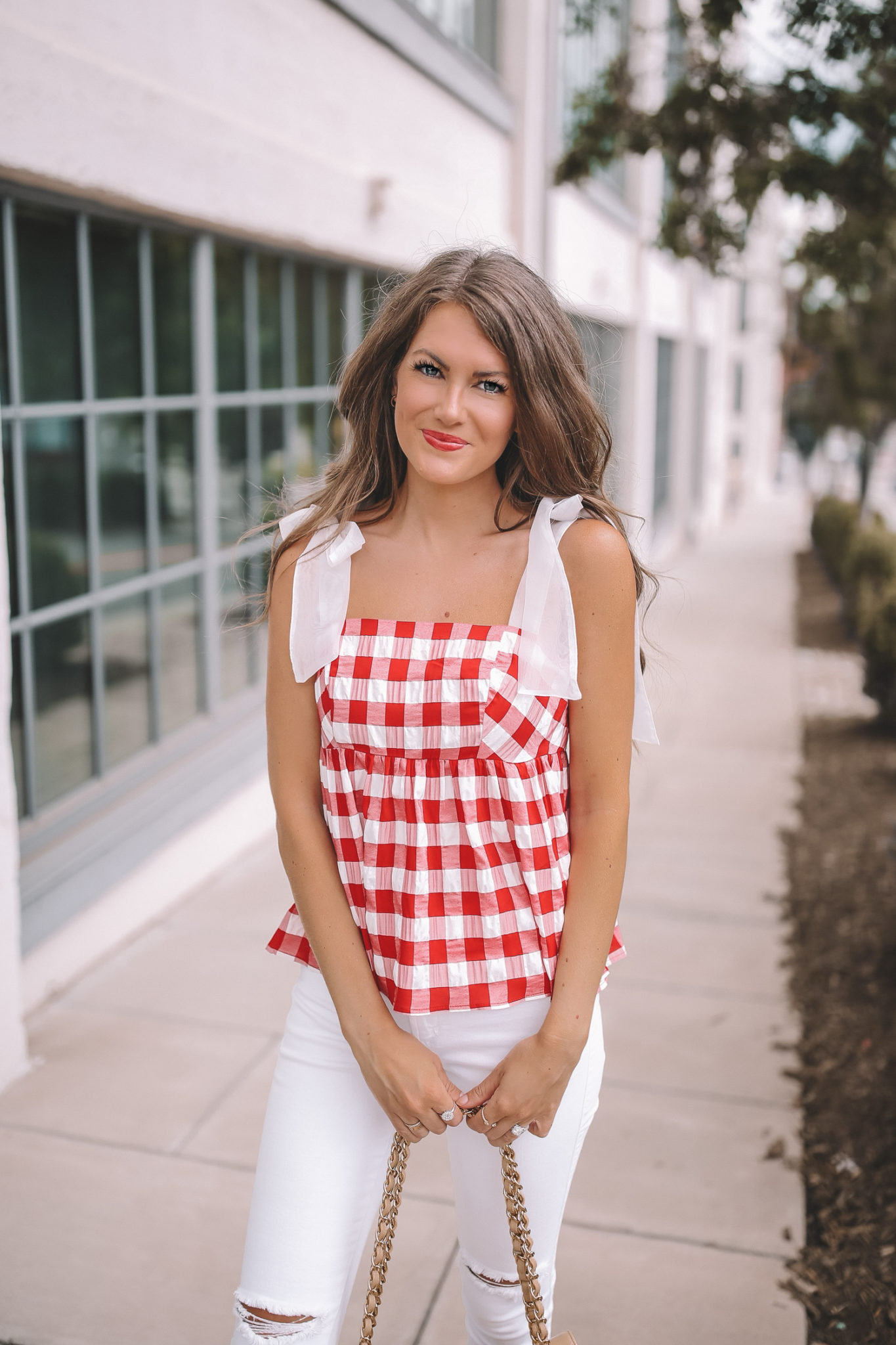 Perfect July 4th Outfit - Southern Curls & Pearls