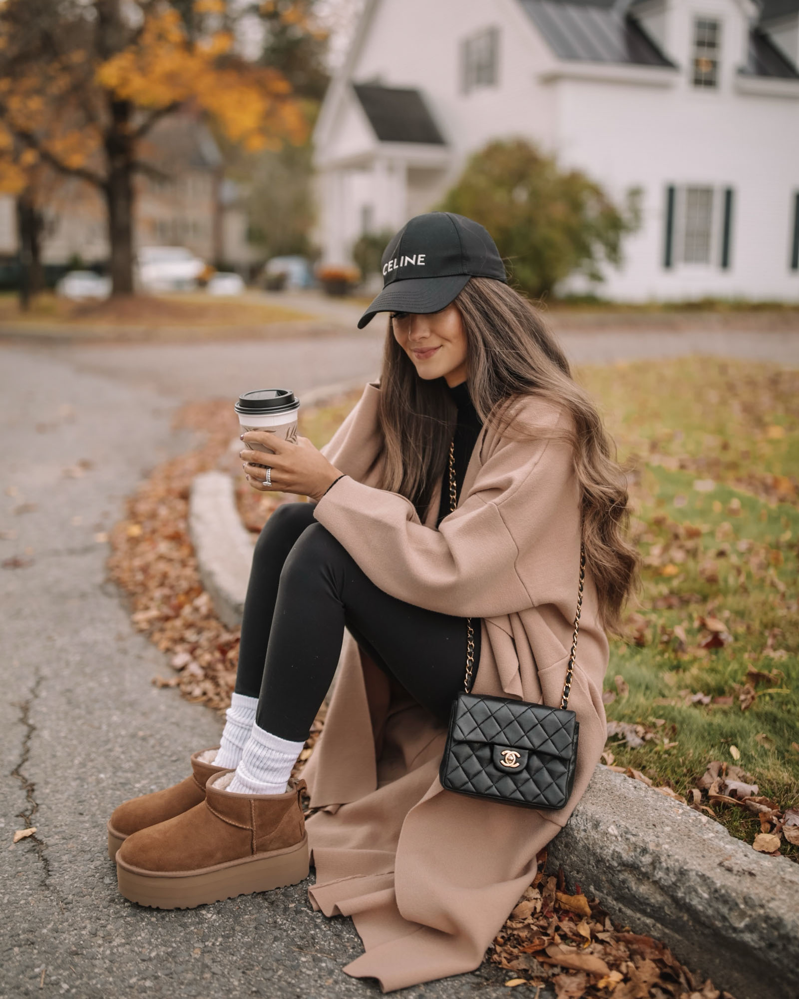 Brown Uggs with Leggings Outfits (2 ideas & outfits)